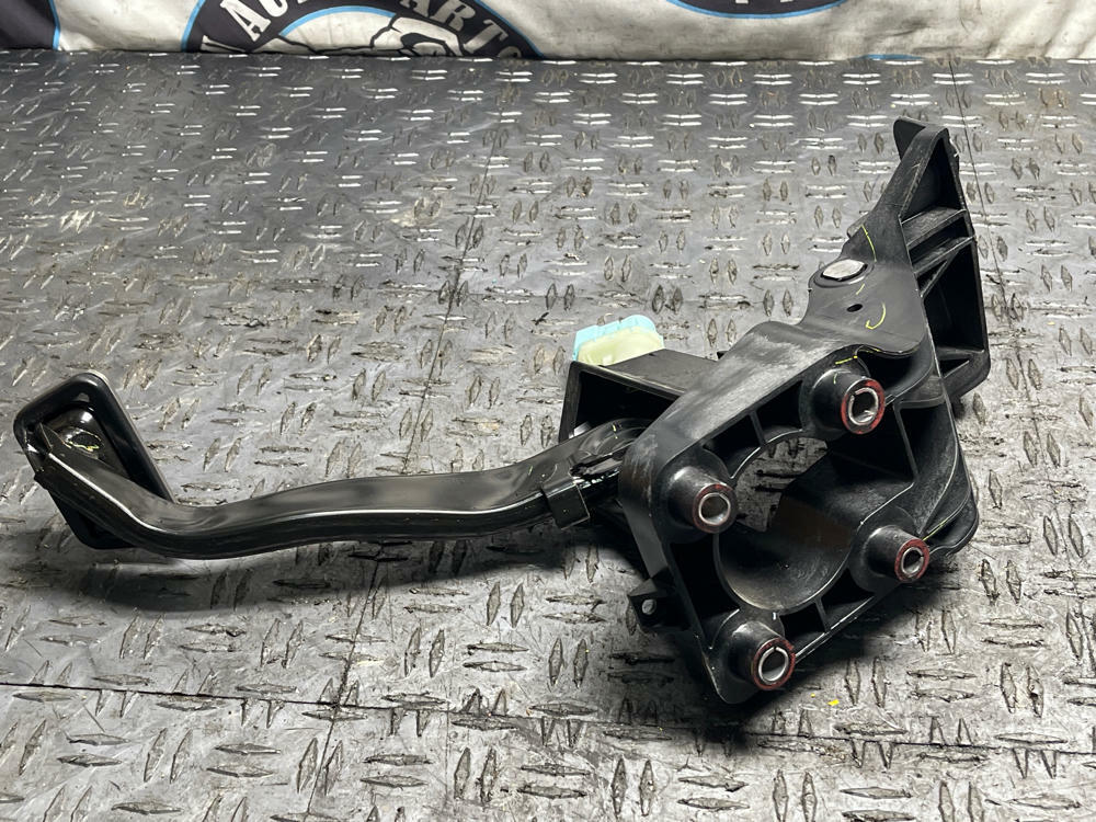 2018-23 Ford Mustang Brake Pedal Assembly  (10R80) 56k Miles 310