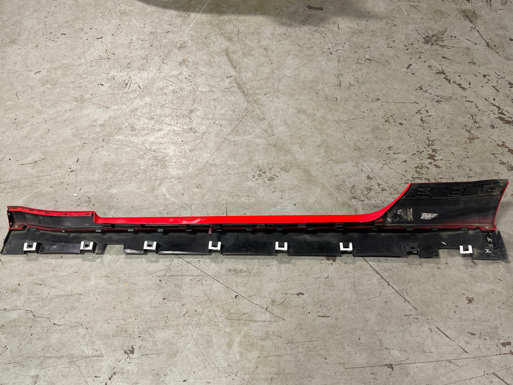 2015-23 Ford Mustang Passenger RH Side Skirt Rocker Race Red PQ 56k Miles 310