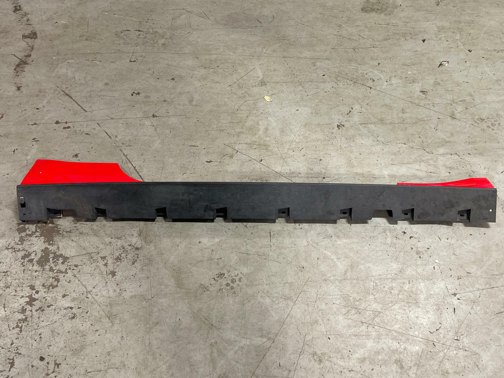 2015-23 Ford Mustang Passenger RH Side Skirt Rocker Race Red PQ 56k Miles 310