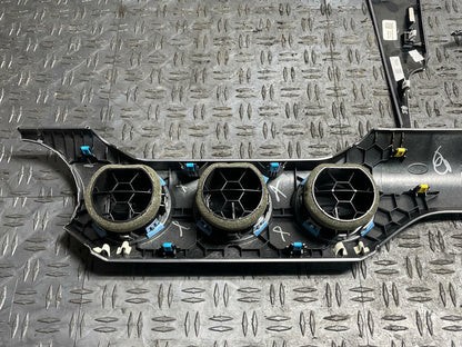 2018-23 Ford Mustang Dash Trim & Vent Set 56k Miles 310