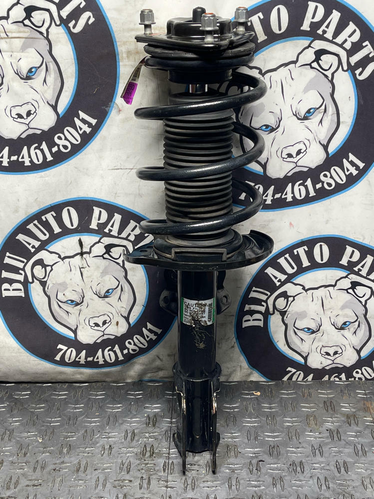 2015-23 Ford Mustang Passenger RH Strut Assembly 56k Miles 310