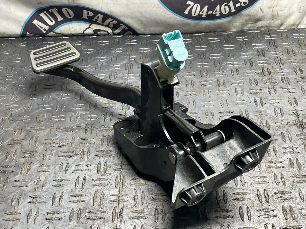 2018-23 Ford Mustang Brake Pedal Assembly  (10R80) 56k Miles 310
