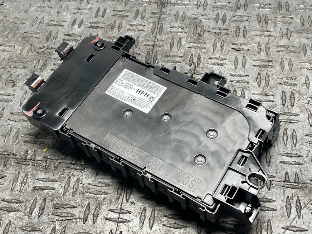 2018-23 Ford Mustang BCM Body Control Module (JR3T-15604-HFH) 56k Miles 310