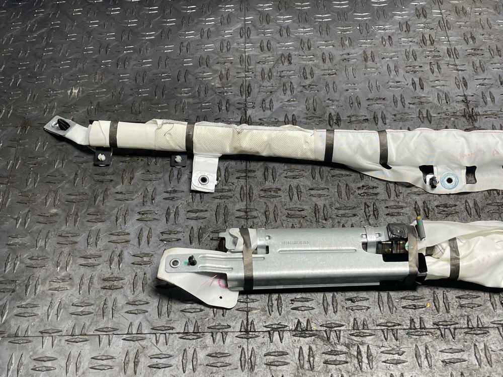 2018-23 Ford Mustang RH Curtain Part (JR3B-C699D85-AJ) 56k Miles 310