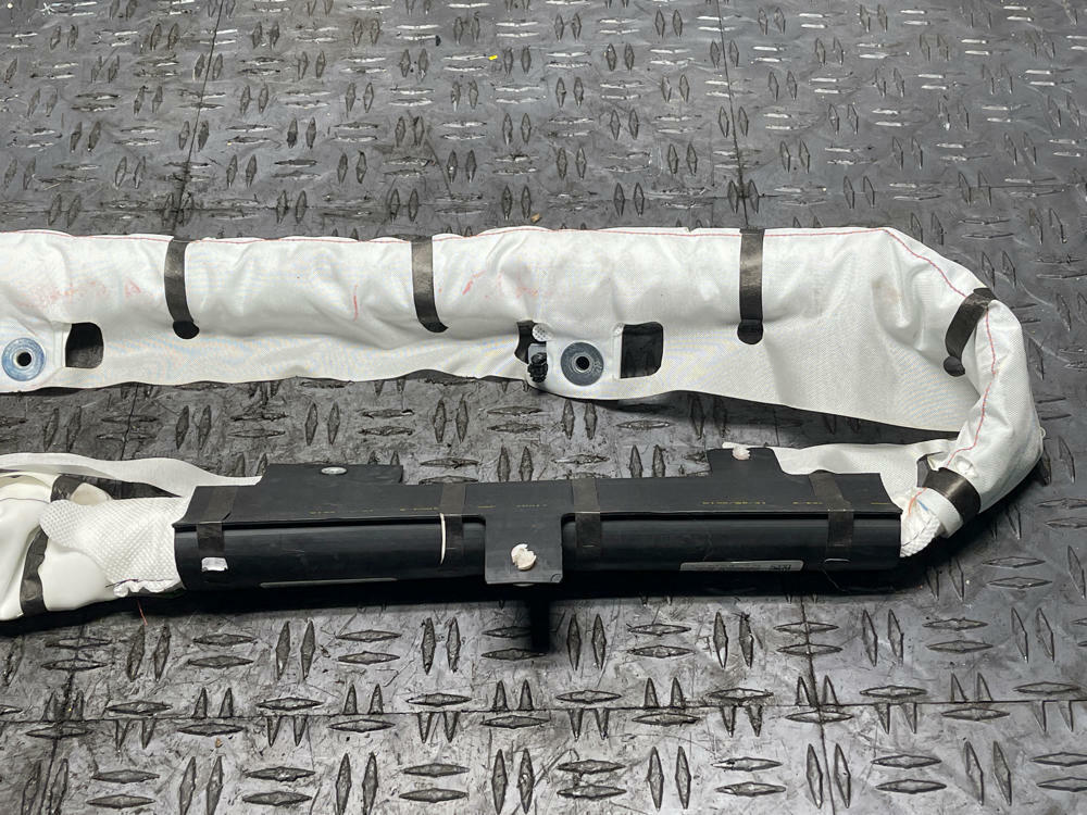 2018-23 Ford Mustang RH Curtain Part (JR3B-C699D85-AJ) 56k Miles 310