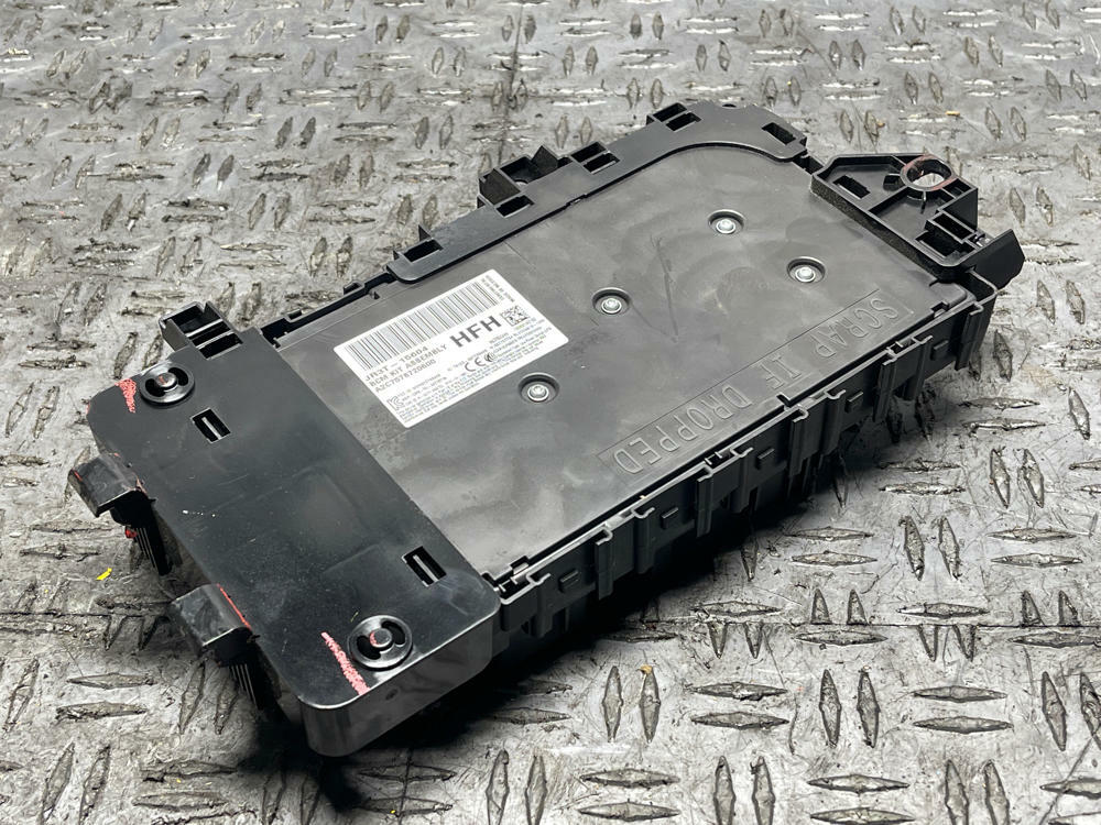 2018-23 Ford Mustang BCM Body Control Module (JR3T-15604-HFH) 56k Miles 310
