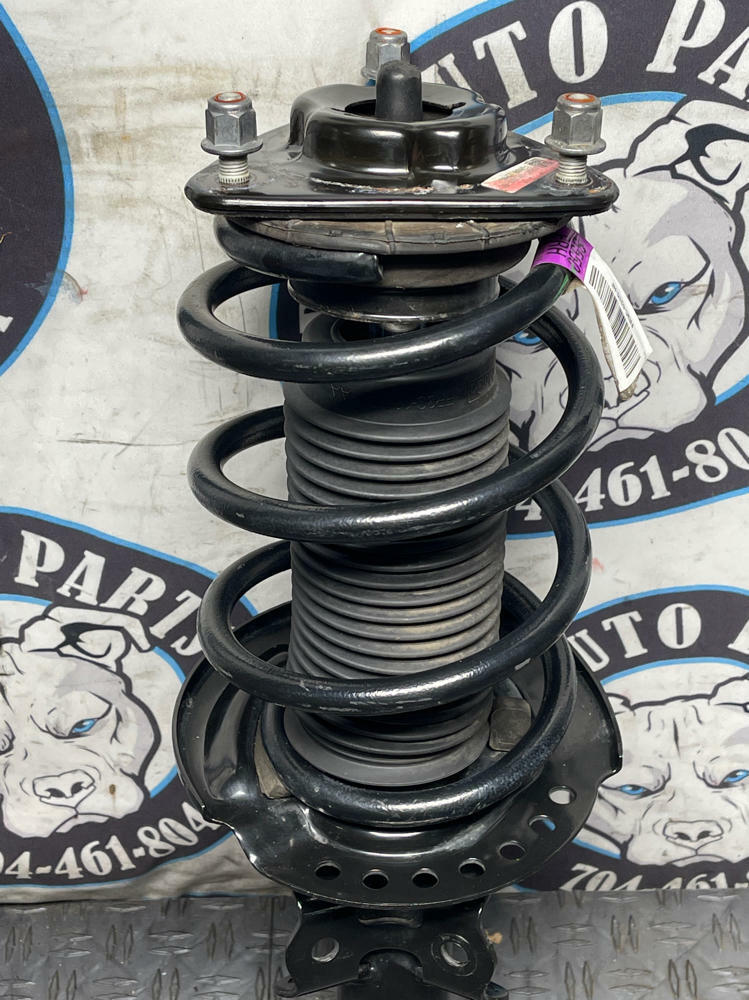 2015-23 Ford Mustang Passenger RH Strut Assembly 56k Miles 310