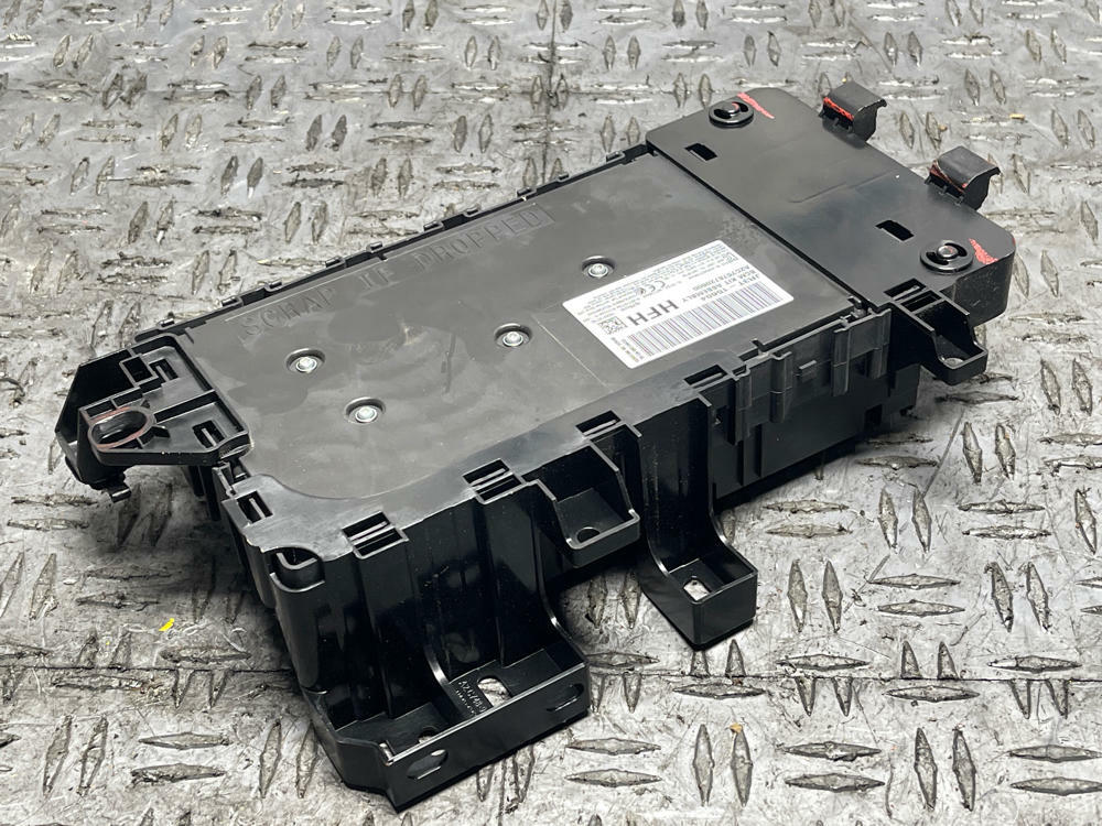 2018-23 Ford Mustang BCM Body Control Module (JR3T-15604-HFH) 56k Miles 310