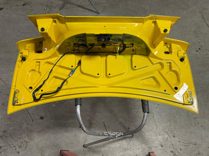 2003-04 Ford Mustang SVT Cobra Screaming Yellow Decklid 314