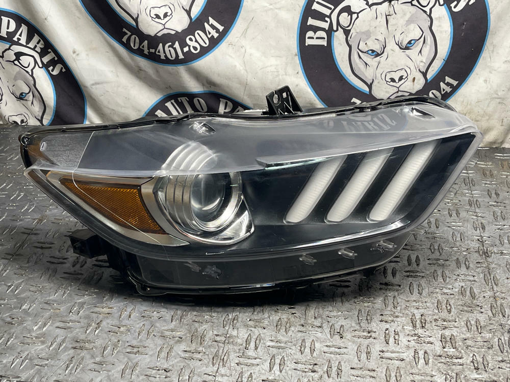 2015-17 Ford Mustang Passenger RH OEM Headlight 62k Miles 313