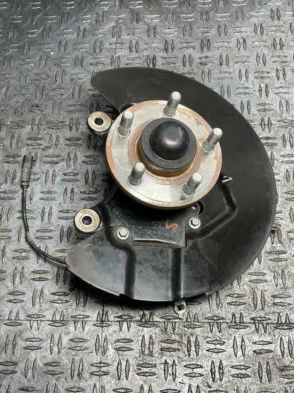 2015-17 Ford Mustang GT Passenger Front RH Spindle Assembly 313