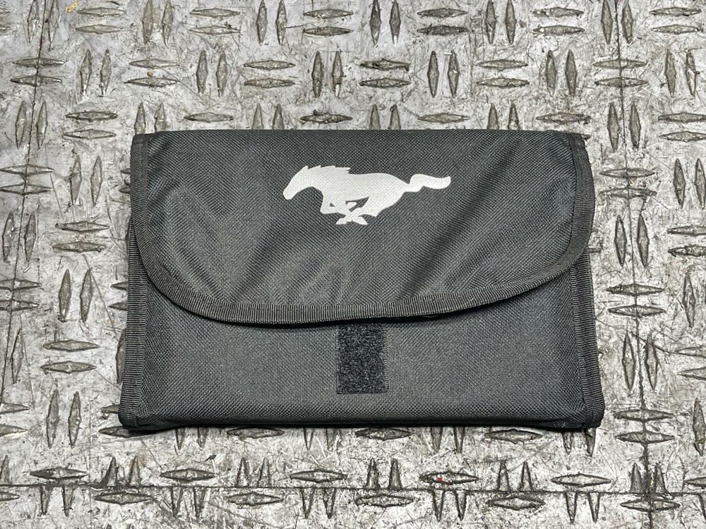 2015 Ford Mustang GT Owners Manual/Press Kit- COMPLETE 313
