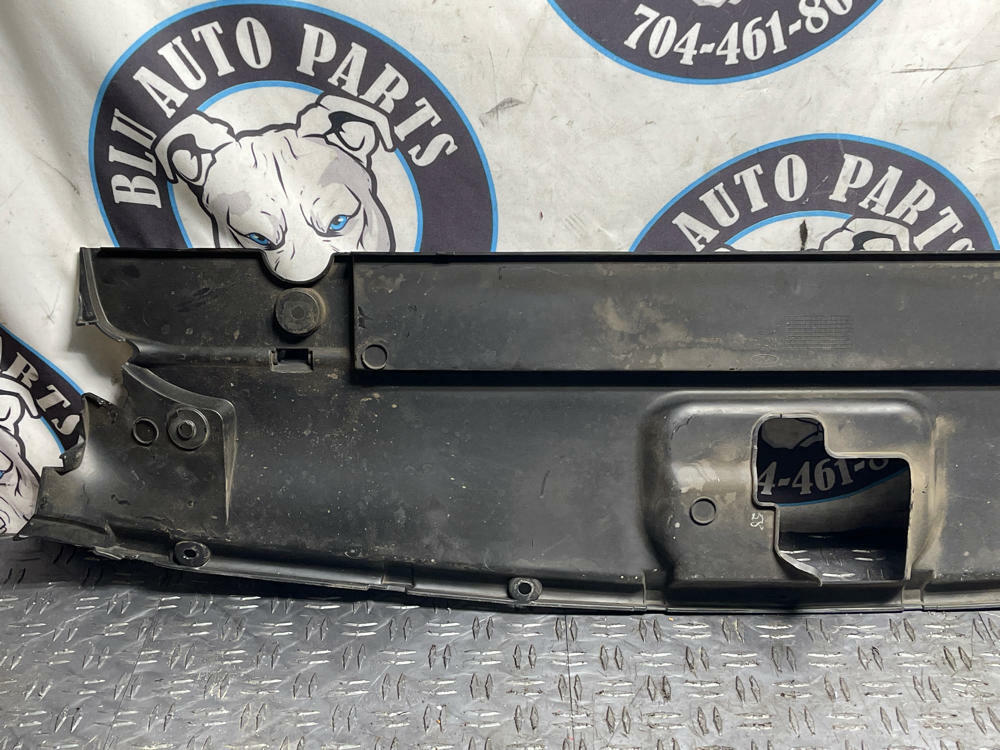 2015-17 Ford Mustang GT OEM Upper Radiator Cover 313