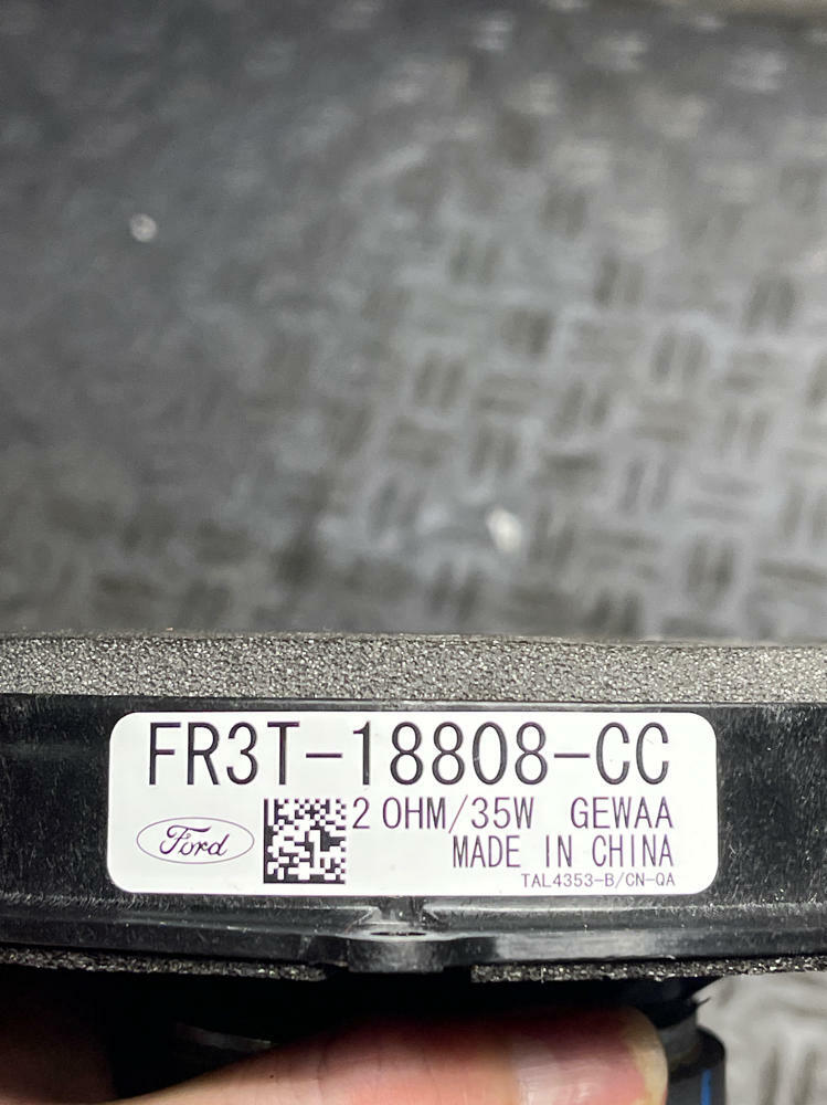 2015-17 Ford Mustang GT Front Door Speakers & Tweeter Set 313