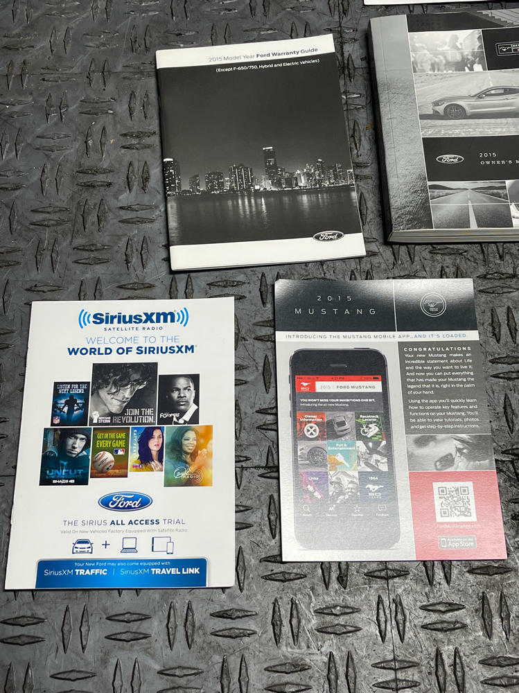 2015 Ford Mustang GT Owners Manual/Press Kit- COMPLETE 313