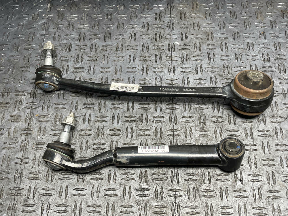 2015-17 Ford Mustang GT OEM Driver Front LH Control Arm Pair 313