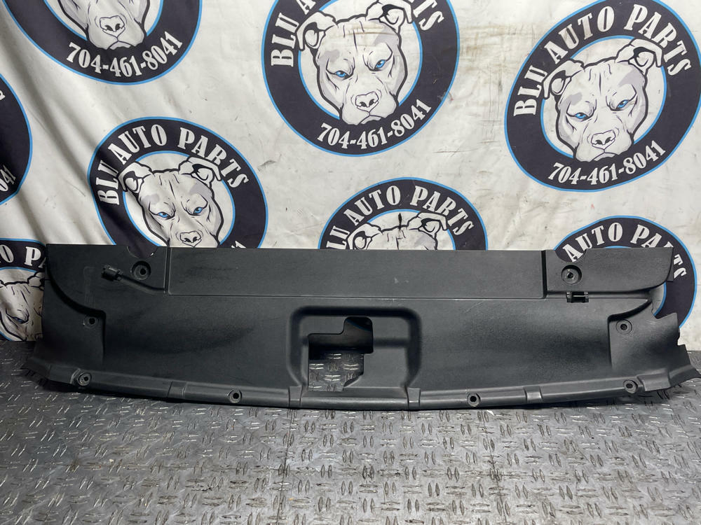 2015-17 Ford Mustang GT OEM Upper Radiator Cover 313