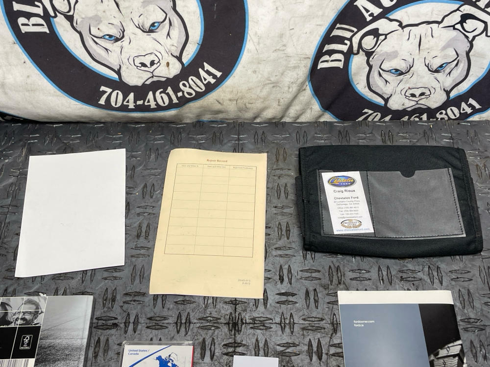 2015 Ford Mustang GT Owners Manual/Press Kit- COMPLETE 313