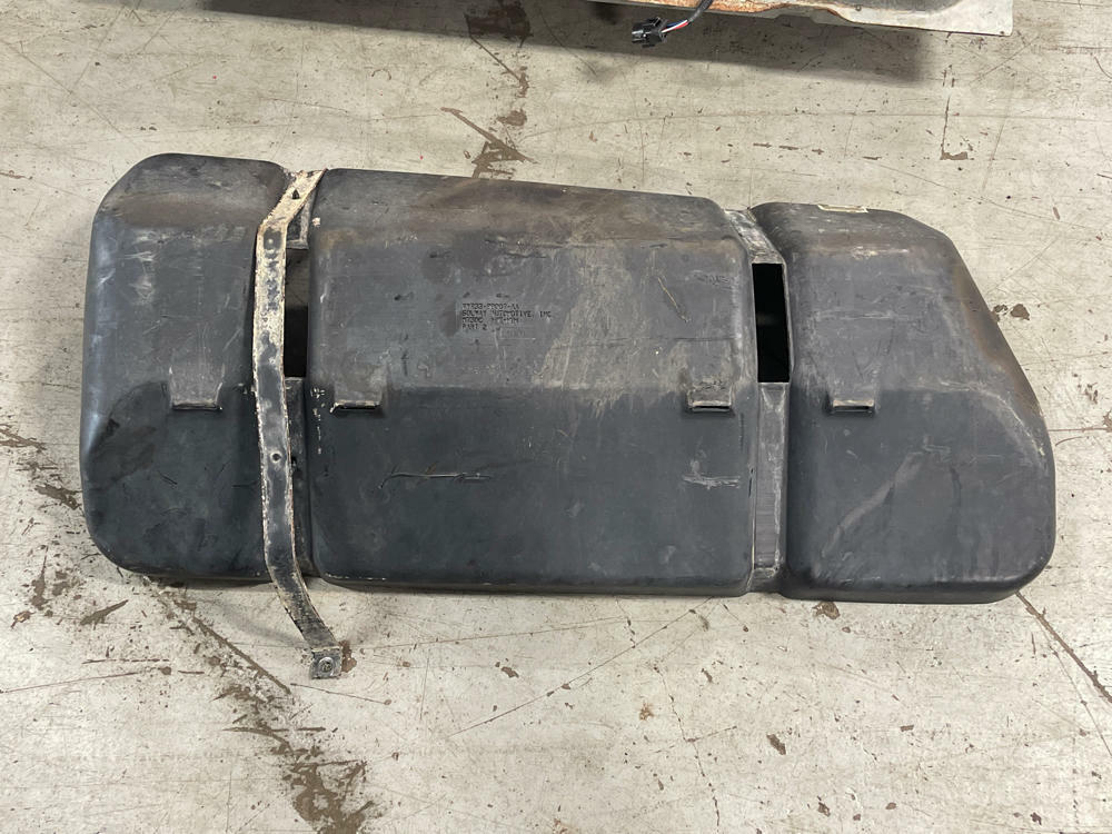 2003-04 Ford Mustang SVT Cobra Fuel Tank Assembly 94k Miles 314