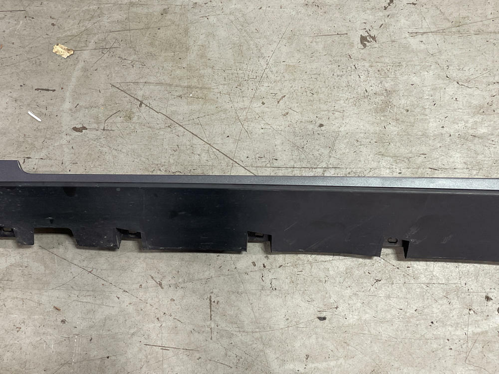 2015-17 Ford Mustang GT Driver LH Side Skirt- Paint Code J7 316