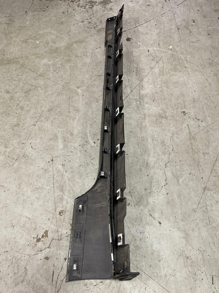 2015-17 Ford Mustang GT Driver LH Side Skirt- Paint Code J7 316