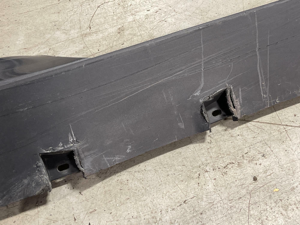 2015-17 Ford Mustang GT Passenger RH Side Skirt- Paint Code J7 316