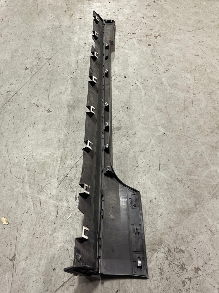 2015-17 Ford Mustang GT Passenger RH Side Skirt- Paint Code J7 316