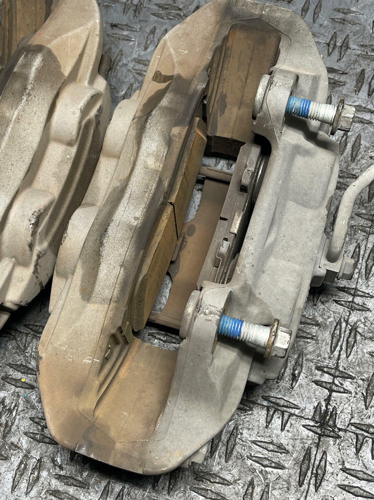 2015-17 Ford Mustang GT Base Model Front Brake Calipers Pair 317