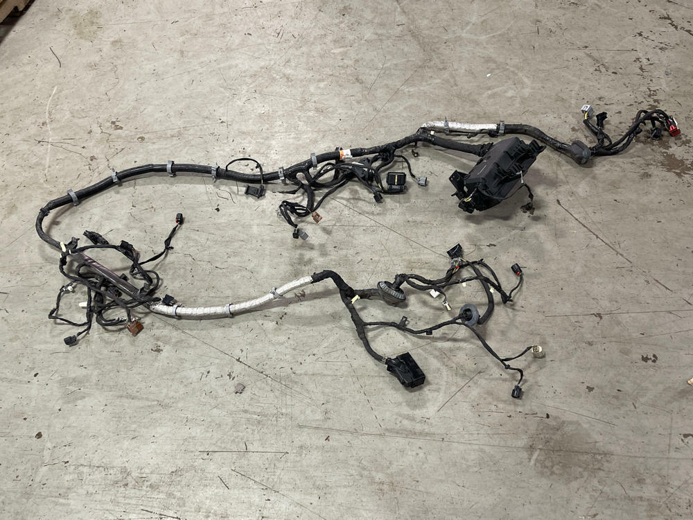2015-17 Ford Mustang GT Engine Bay Distribution Harness (NEEDS REPAIR) 317