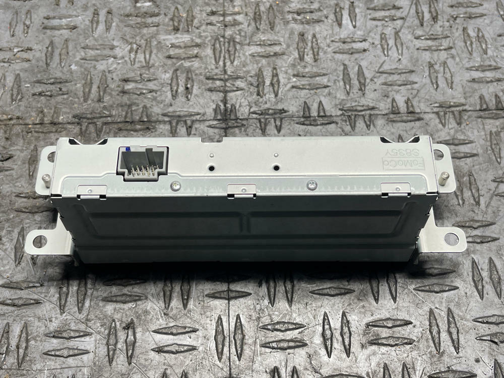 2011-14 Ford Mustang GT Shaker Radio Assembly 32k Miles 311