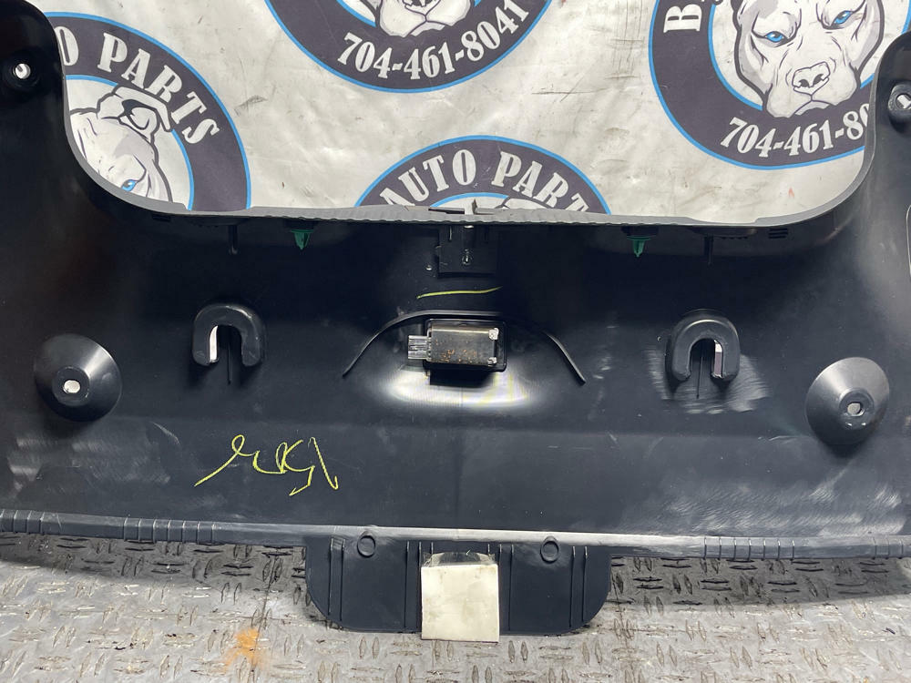 2011-14 Ford Mustang GT Coupe Trunk Panel Center 32k Miles 311