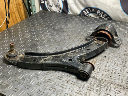 2011-14 Ford Mustang GT Front Control Arms Pair 32k Miles 311