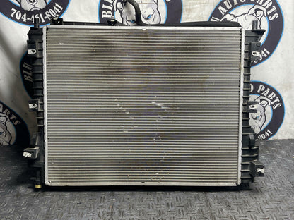 2011-14 Ford Mustang GT Radiator & Fan OEM 32k Miles 311