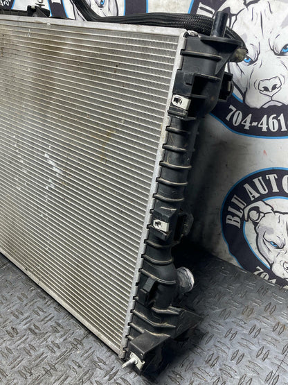 2011-14 Ford Mustang GT Radiator & Fan OEM 32k Miles 311