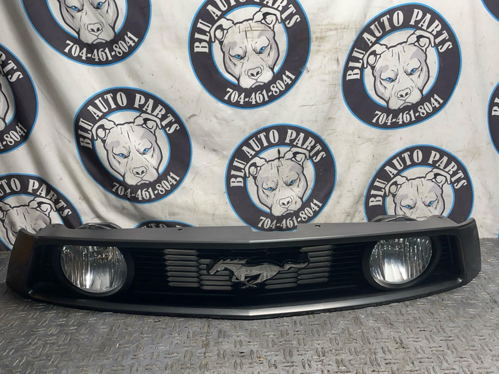 2011-12 Ford Mustang GT OEM Grille & Fog Lights 32k Miles 311
