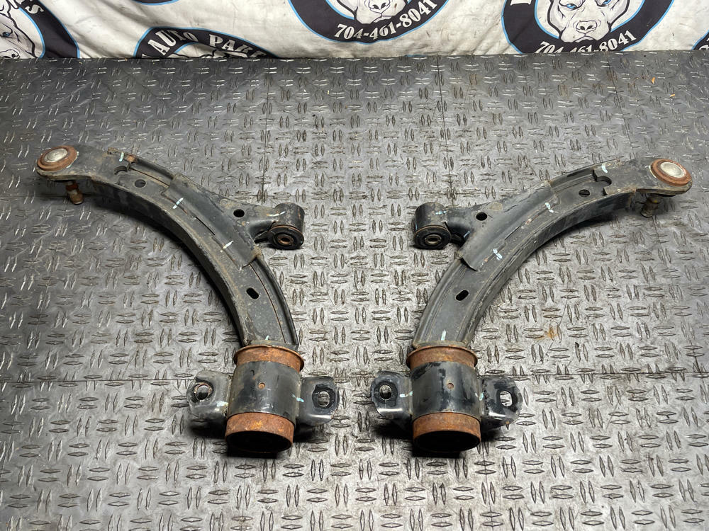 2011-14 Ford Mustang GT Front Control Arms Pair 32k Miles 311