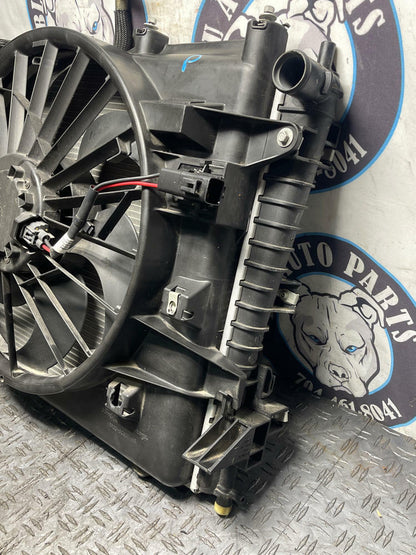 2011-14 Ford Mustang GT Radiator & Fan OEM 32k Miles 311