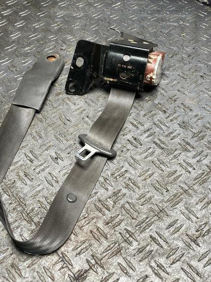 2003-04 Ford Mustang SVT Cobra Pass. Front RH Seat Belt- CONVERTIBLE 314