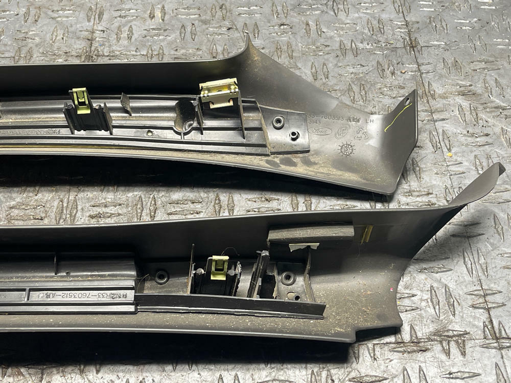 2003-04 Ford Mustang SVT Cobra Interior A-Pillar Pair- CONVERTIBLE 314