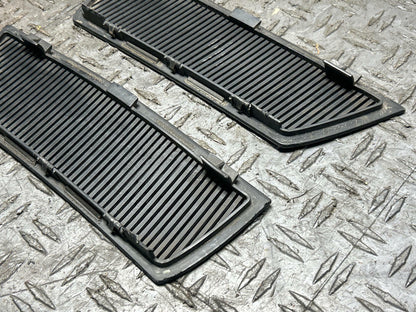 2003-04 Ford Mustang SVT Cobra OEM Hood Heat Extractors- NO Backing Plates 314