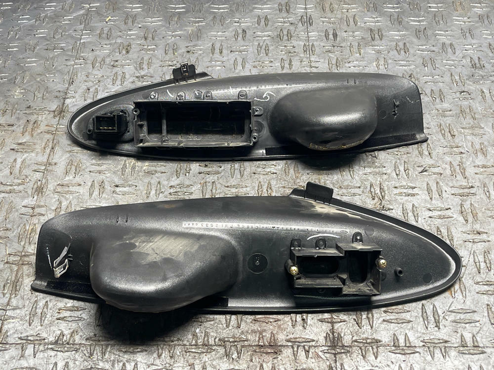 2003-04 Ford Mustang SVT Cobra OEM Convertible Door Pulls Pair- SEE DESC 314