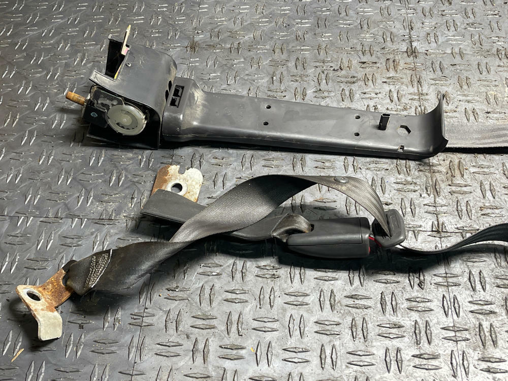 2003-04 Ford Mustang SVT Cobra Rear Seat Belt Pair- CONVERTIBLE  314