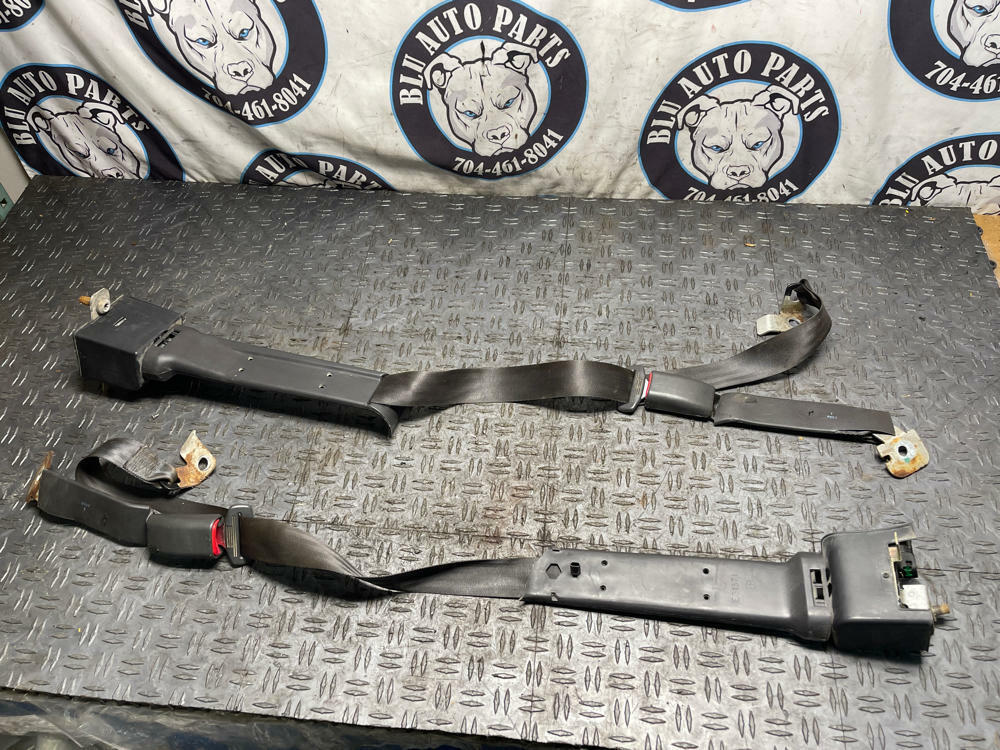 2003-04 Ford Mustang SVT Cobra Rear Seat Belt Pair- CONVERTIBLE  314