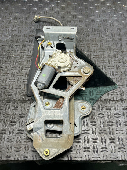 2003-04 Ford Mustang SVT Cobra Rear Pass. RH Qrtr Glass- Convertible 314