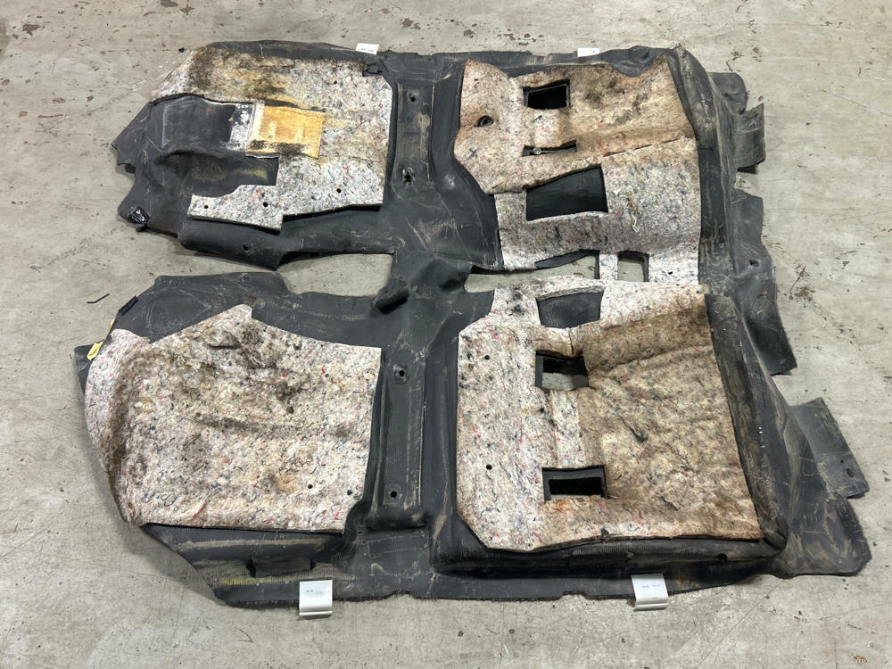 2003-04 Ford Mustang SVT Cobra OEM Convertible Carpet- 94k Miles 314