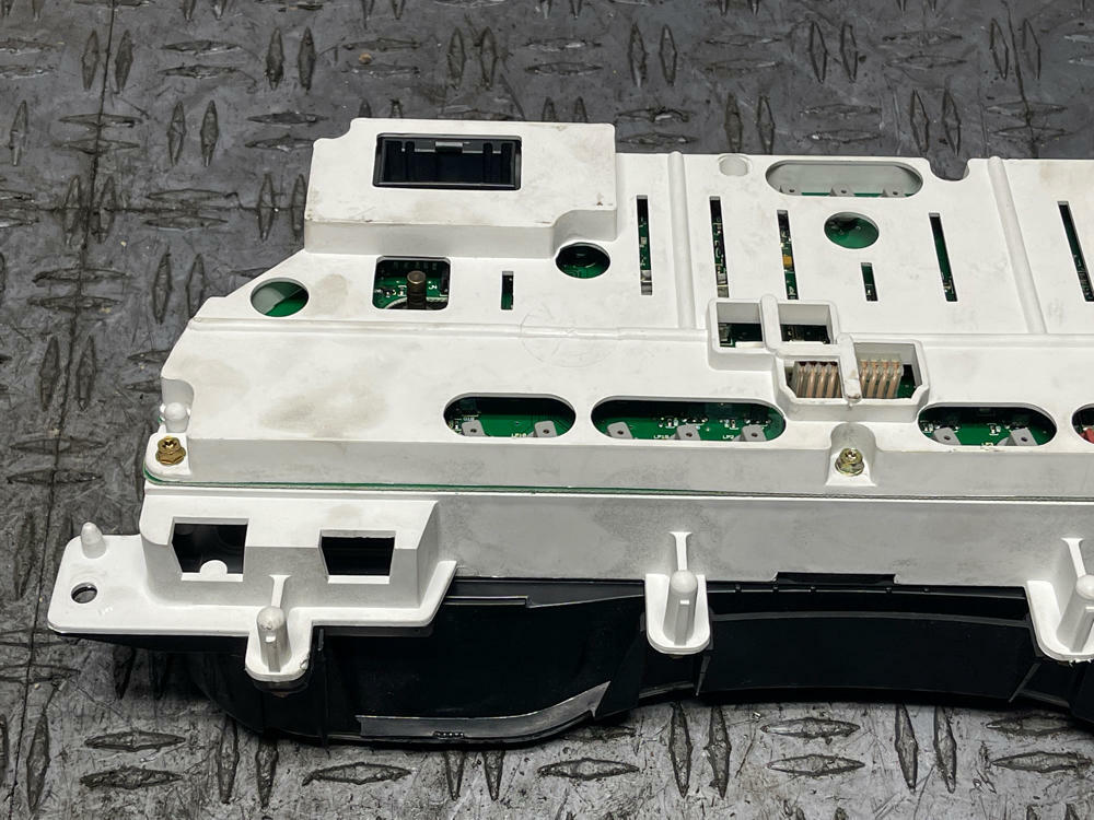 2003-04 Ford Mustang SVT Cobra OEM Instrument Cluster- 94,xxx Showing 314