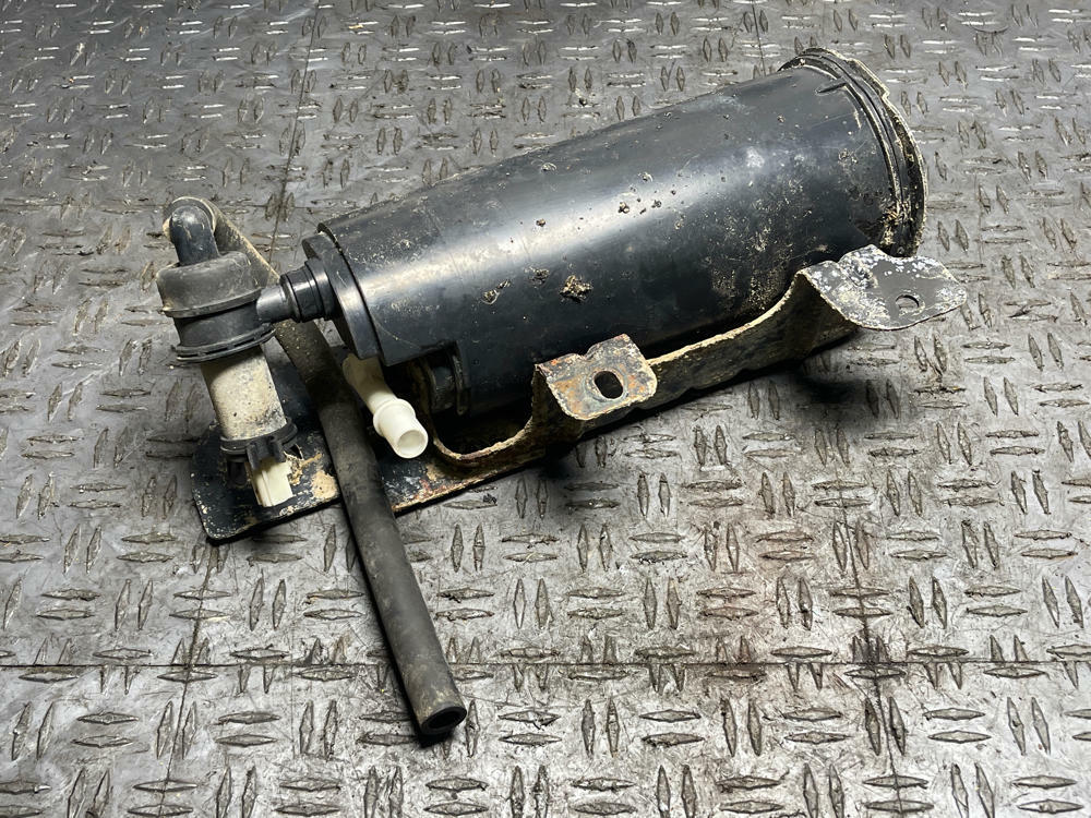 2003-04 Ford Mustang SVT Cobra OEM Charcoal Canister Assembly 314