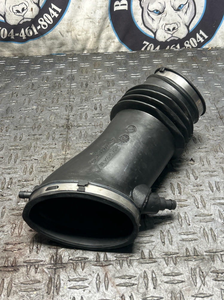 2003-04 Ford Mustang SVT Cobra OEM Plenum Intake Elbow 314