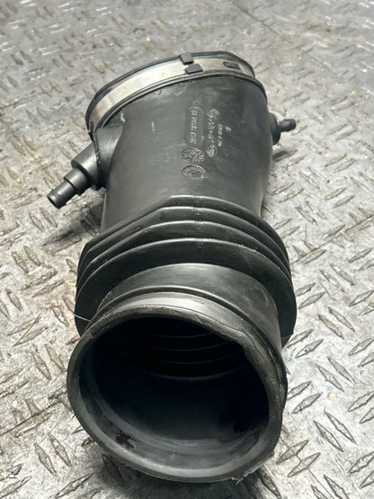 2003-04 Ford Mustang SVT Cobra OEM Plenum Intake Elbow 314