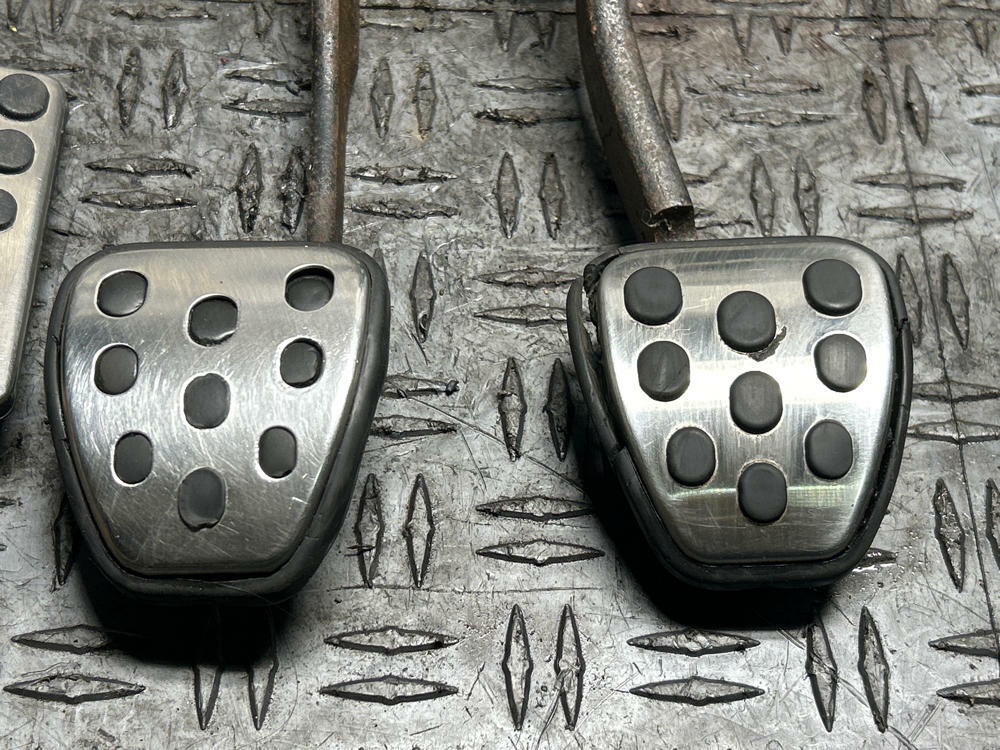 2003-04 Ford Mustang SVT Cobra OEM Pedal Set 314